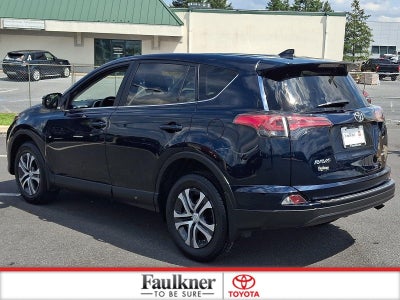 2017 Toyota RAV4 LE AWD (Natl)