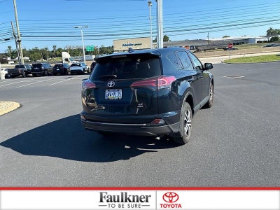 2017 Toyota RAV4 LE AWD (Natl)