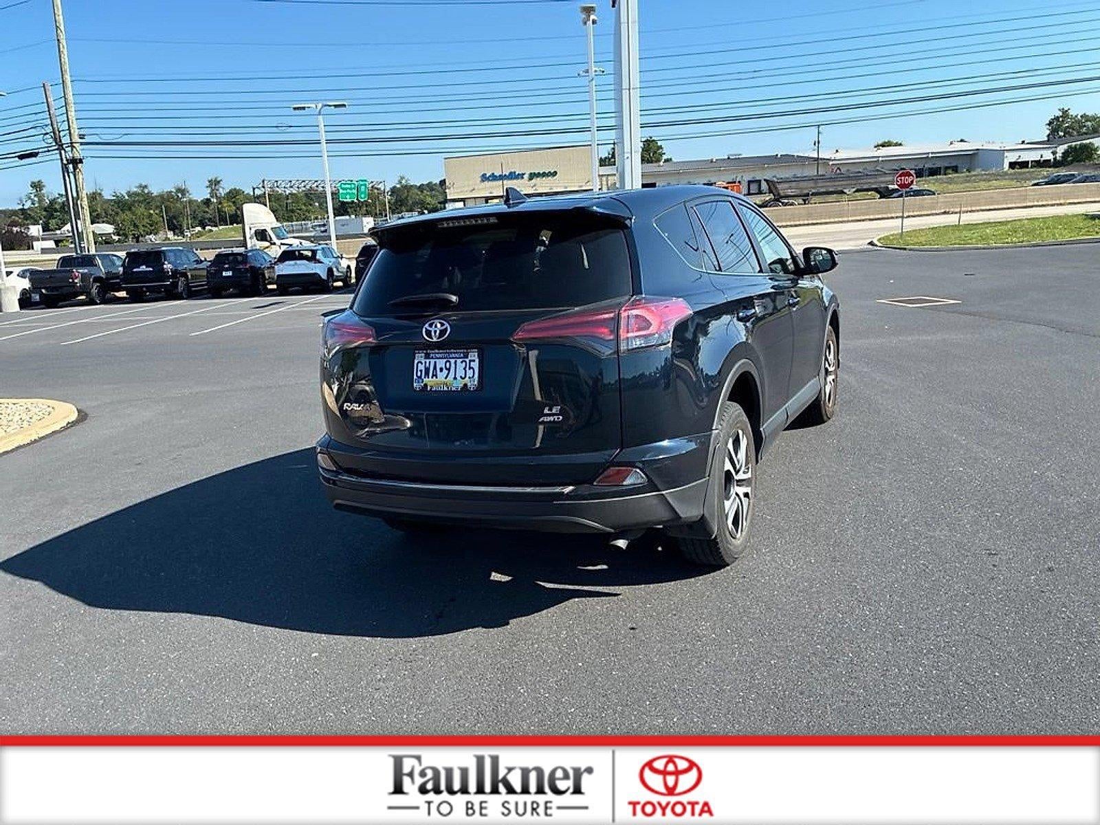 2017 Toyota RAV4 LE AWD (Natl)