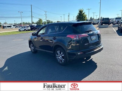 2017 Toyota RAV4 LE AWD (Natl)