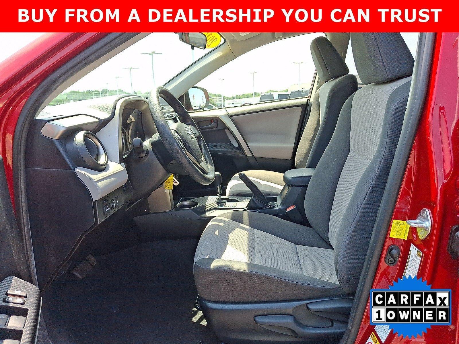 2015 Toyota RAV4 AWD 4dr LE (Natl)