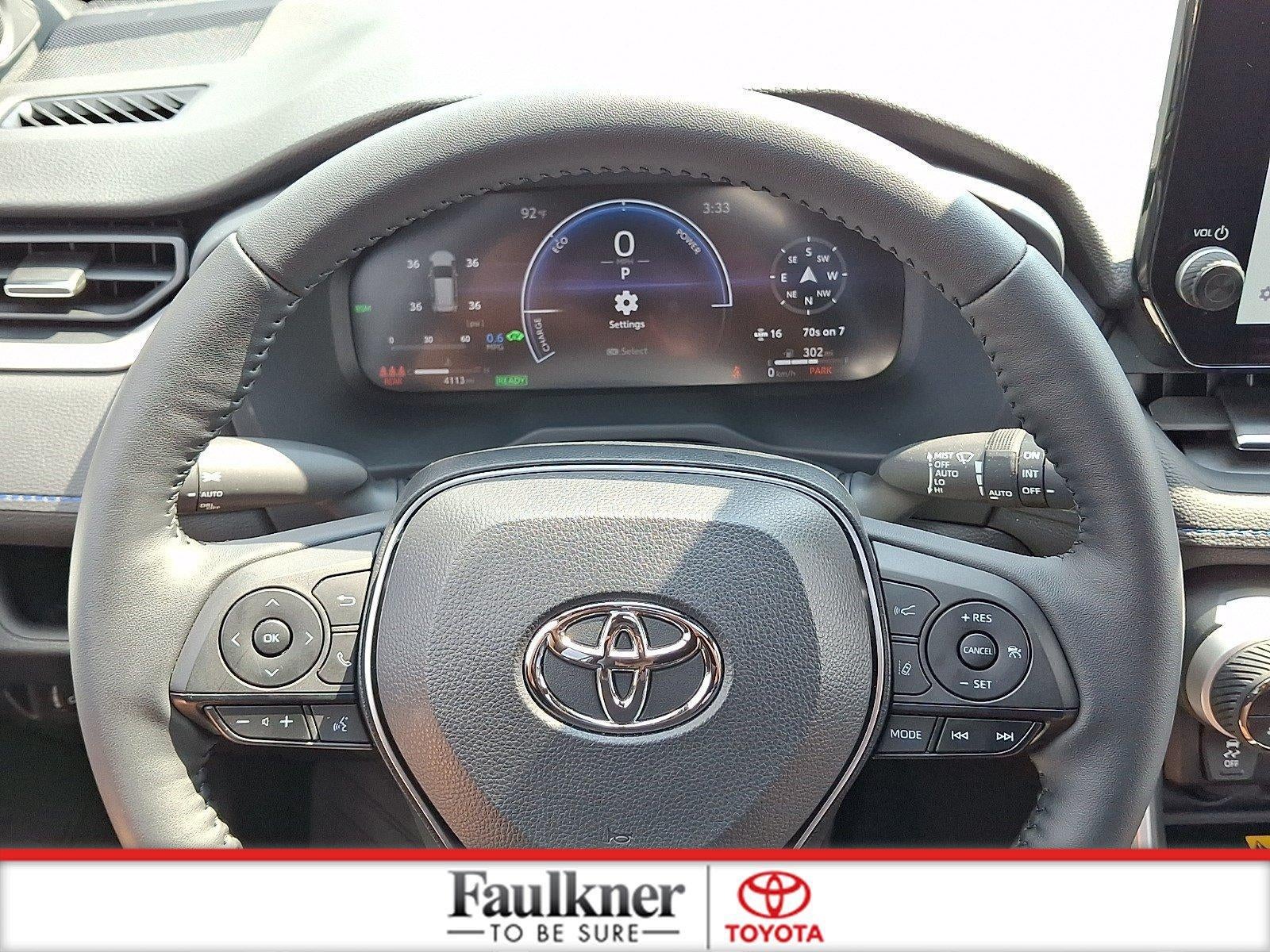 2025 Toyota RAV4 Hybrid XSE AWD (Natl)