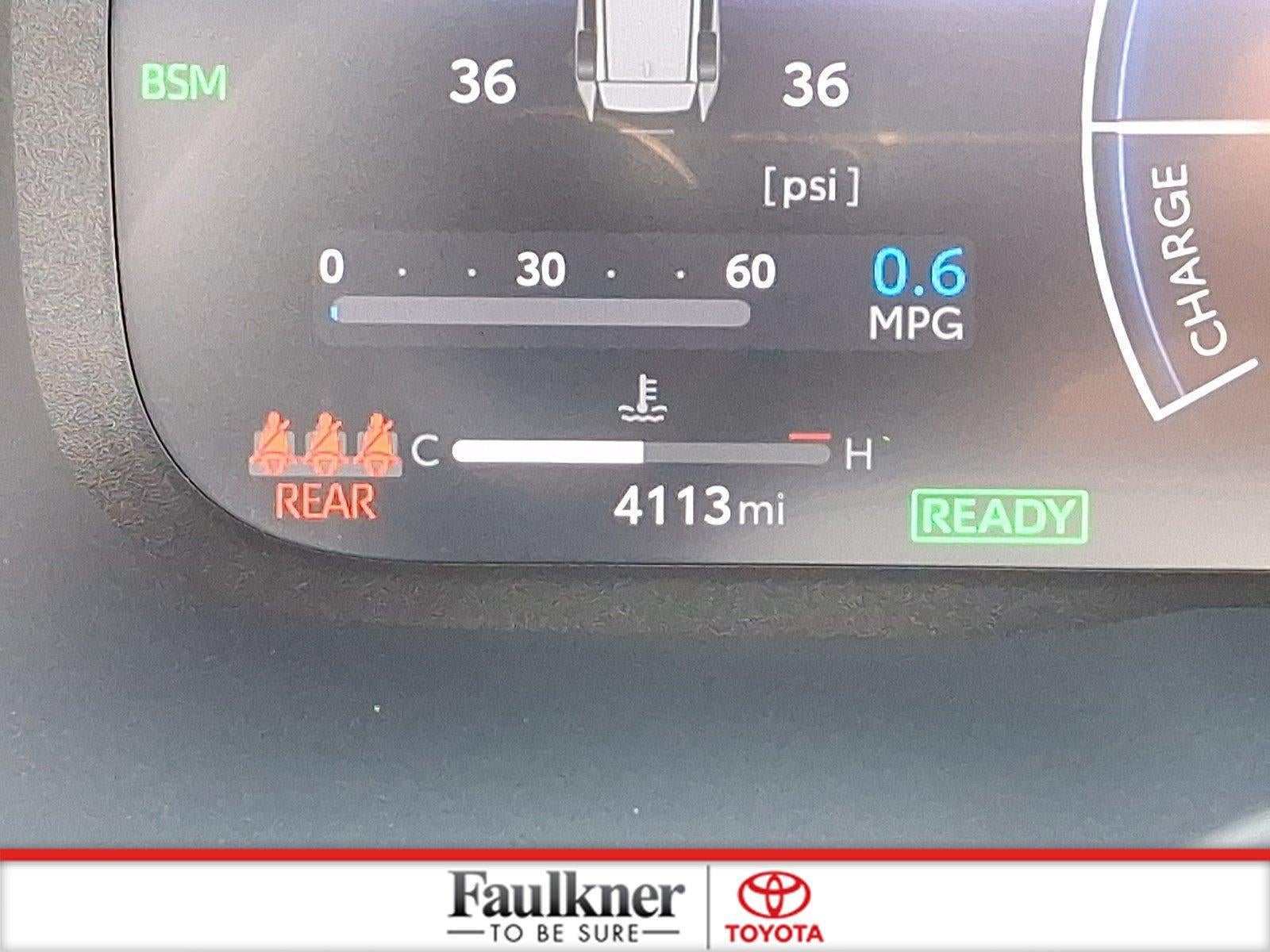 2025 Toyota RAV4 Hybrid XSE AWD (Natl)