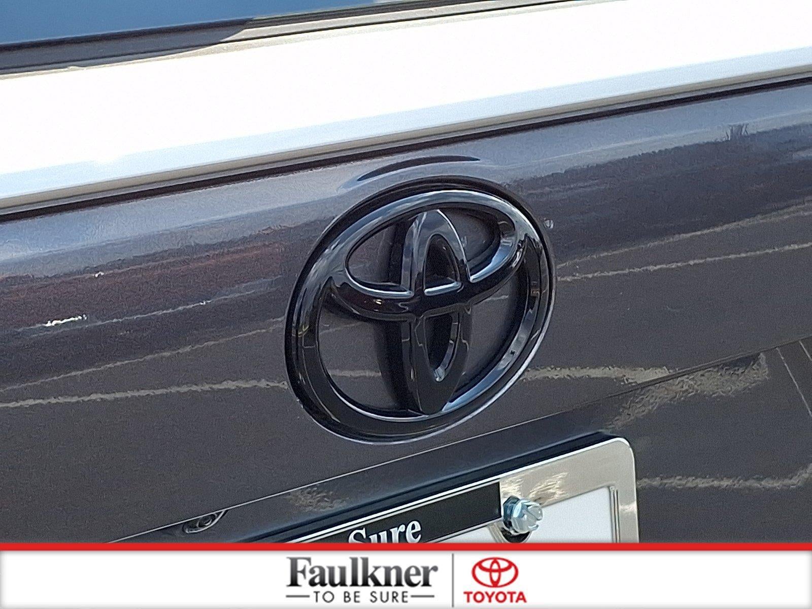 2025 Toyota RAV4 Hybrid XSE AWD (Natl)