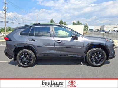 2025 Toyota RAV4 Hybrid XSE AWD (Natl)