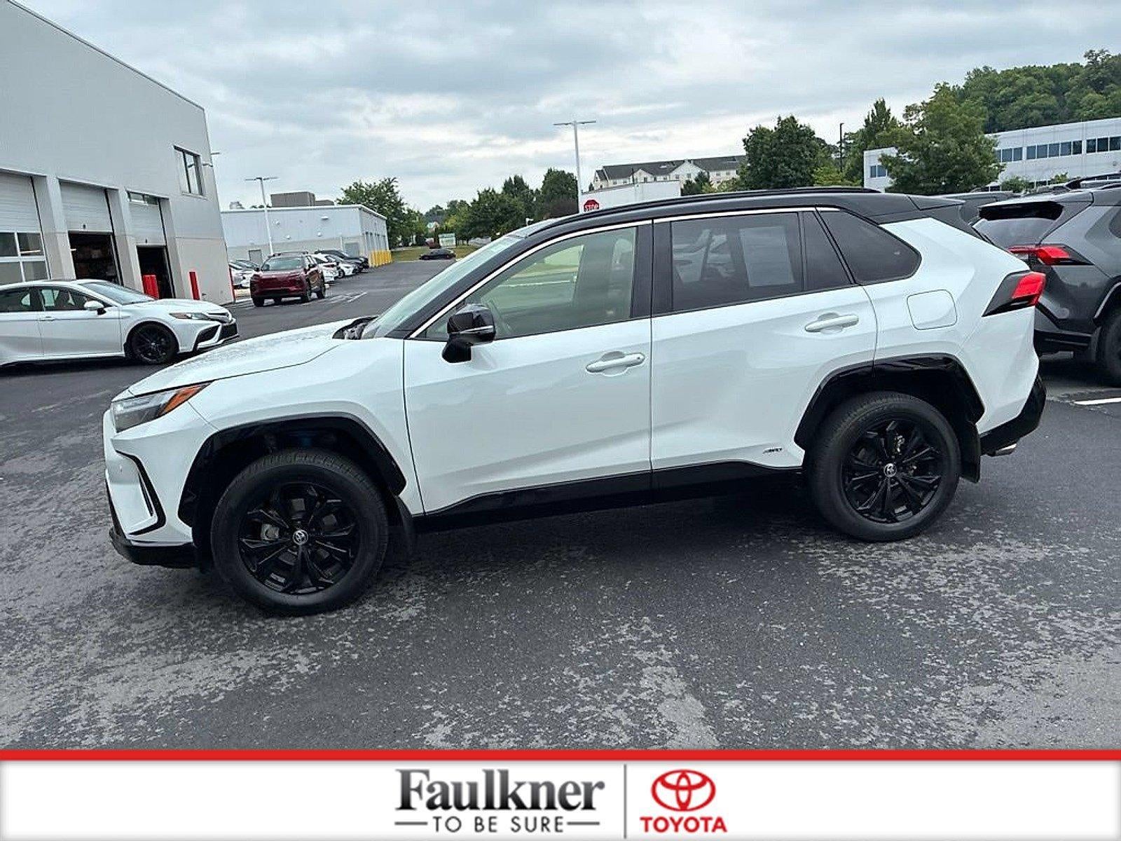 2024 Toyota RAV4 Hybrid XSE AWD (Natl)
