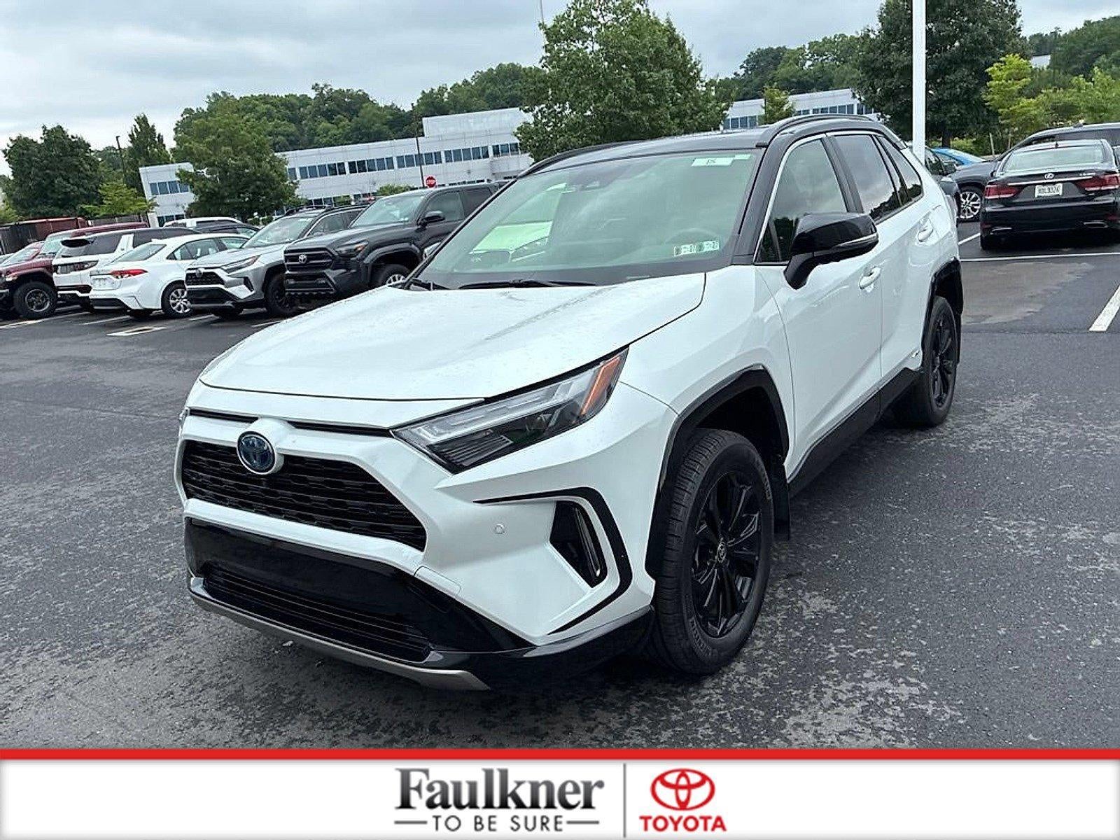 2024 Toyota RAV4 Hybrid XSE AWD (Natl)