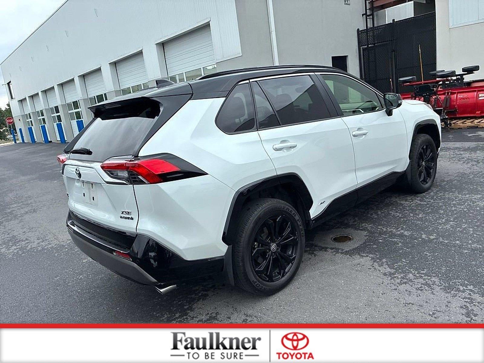 2024 Toyota RAV4 Hybrid XSE AWD (Natl)