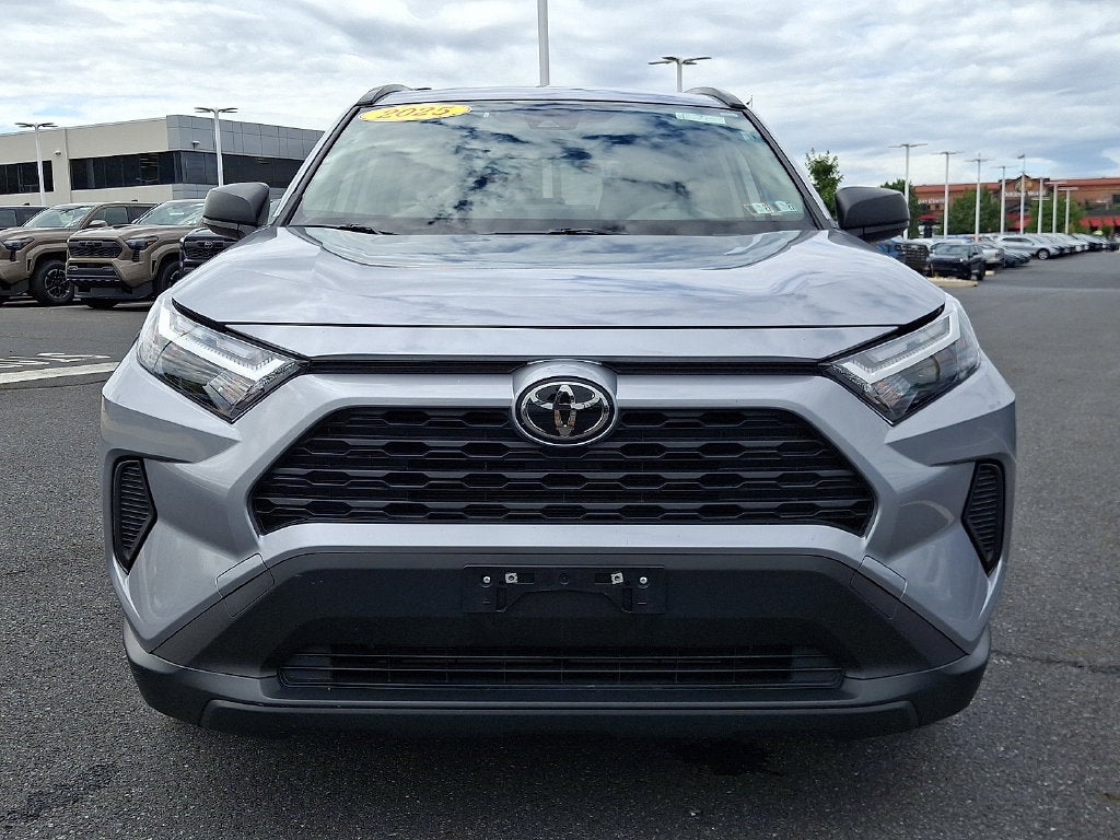 2025 Toyota RAV4 Hybrid LE CERTIFIED