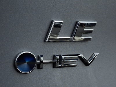 2025 Toyota RAV4 Hybrid LE CERTIFIED