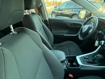 2019 Toyota RAV4 Hybrid LE