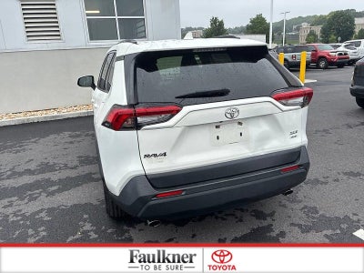 2020 Toyota RAV4 XLE AWD (Natl)