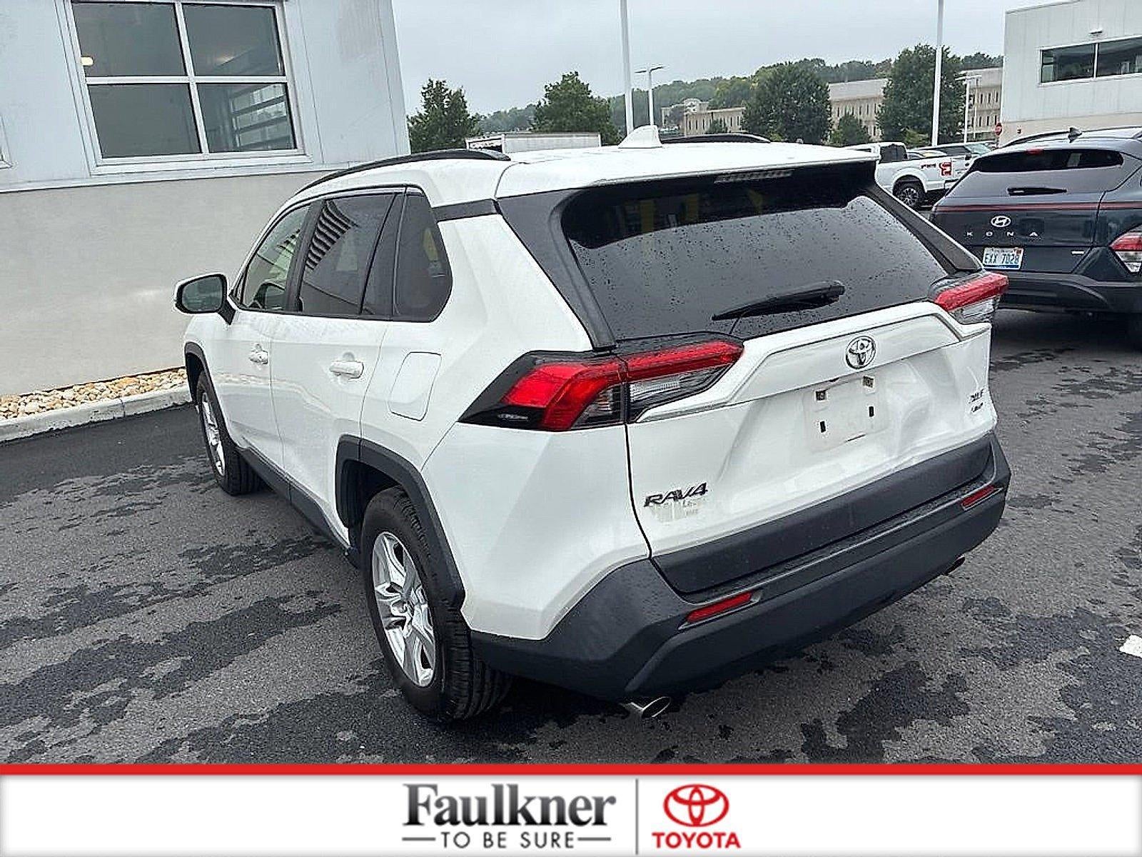2020 Toyota RAV4 XLE AWD (Natl)