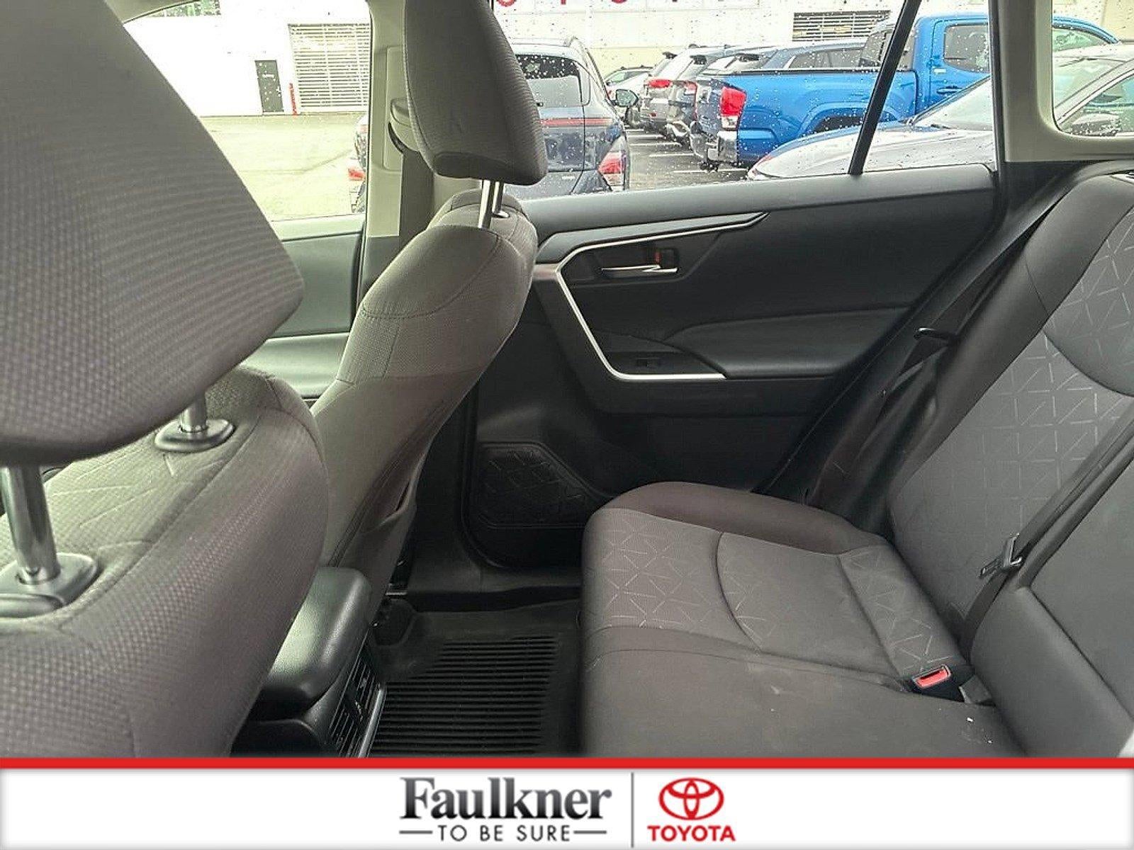 2020 Toyota RAV4 XLE AWD (Natl)