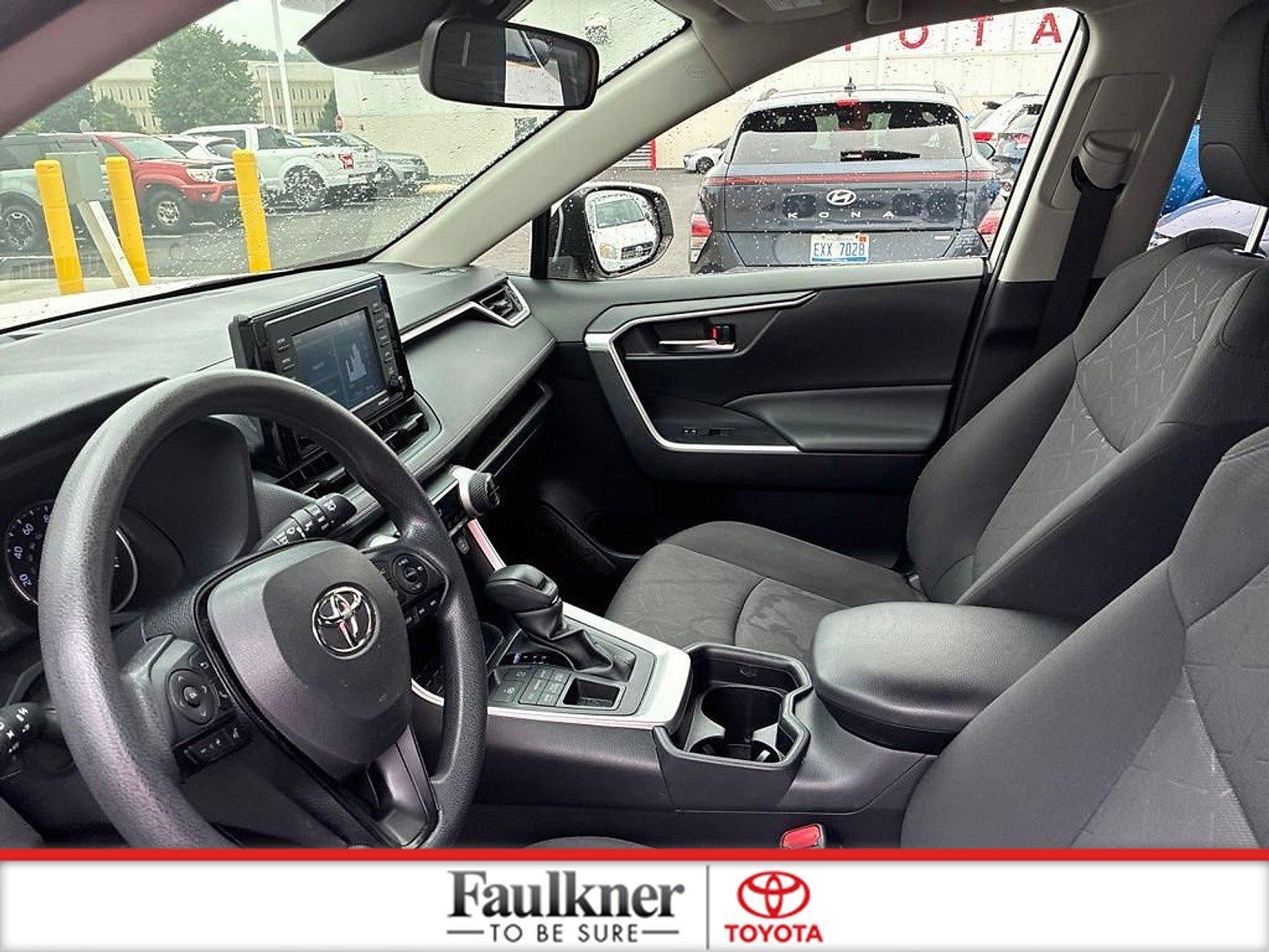 2020 Toyota RAV4 XLE AWD (Natl)