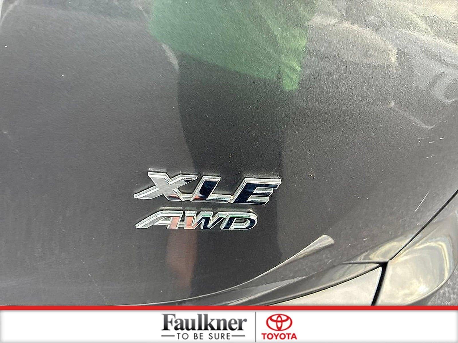 2018 Toyota RAV4 XLE AWD (Natl)
