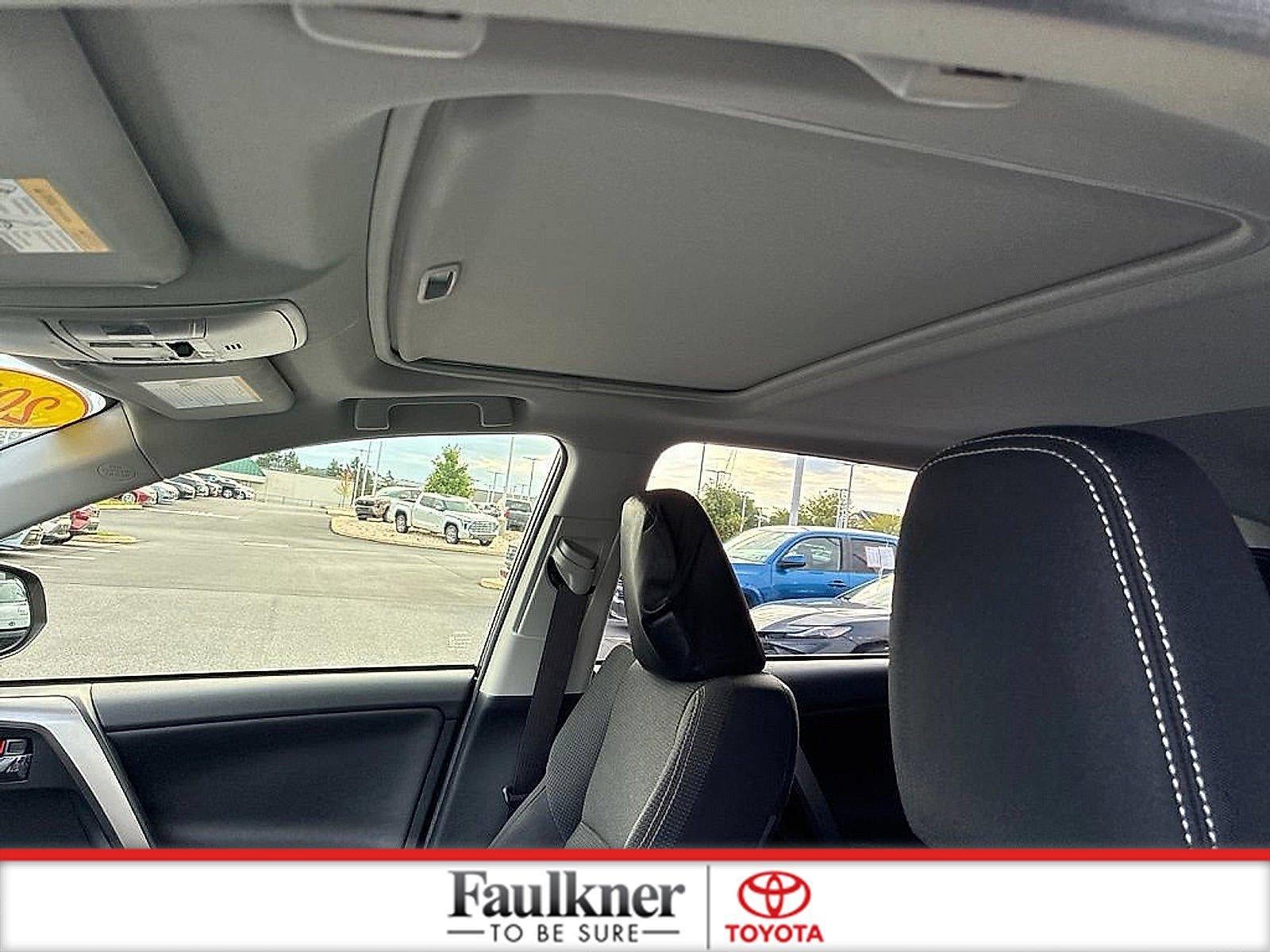 2018 Toyota RAV4 XLE AWD (Natl)