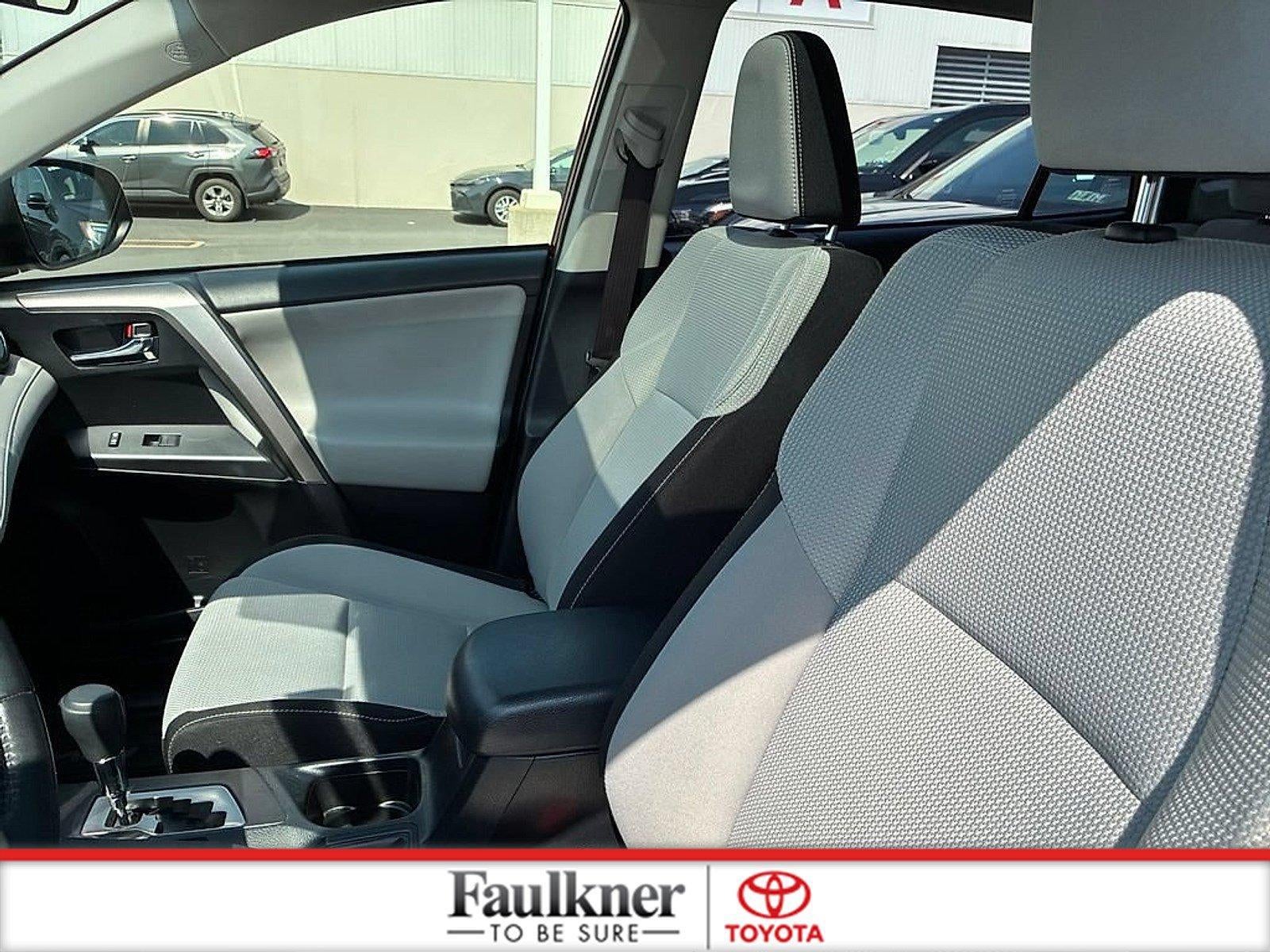 2018 Toyota RAV4 Hybrid XLE AWD (Natl)