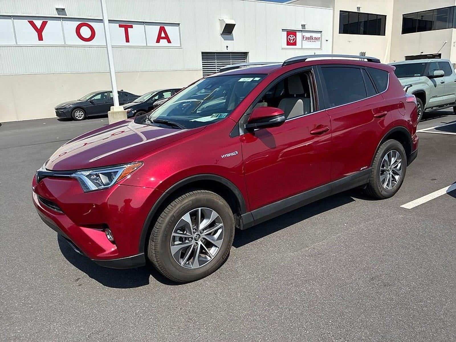 2018 Toyota RAV4 Hybrid XLE AWD (Natl)