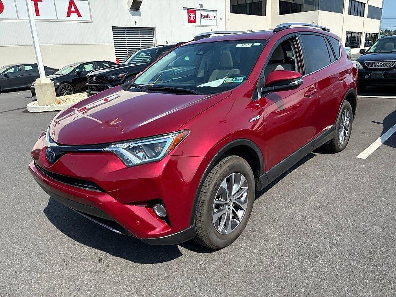 2018 Toyota RAV4 Hybrid XLE AWD (Natl)