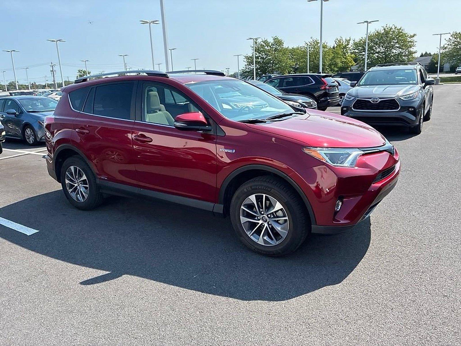 2018 Toyota RAV4 Hybrid XLE AWD (Natl)