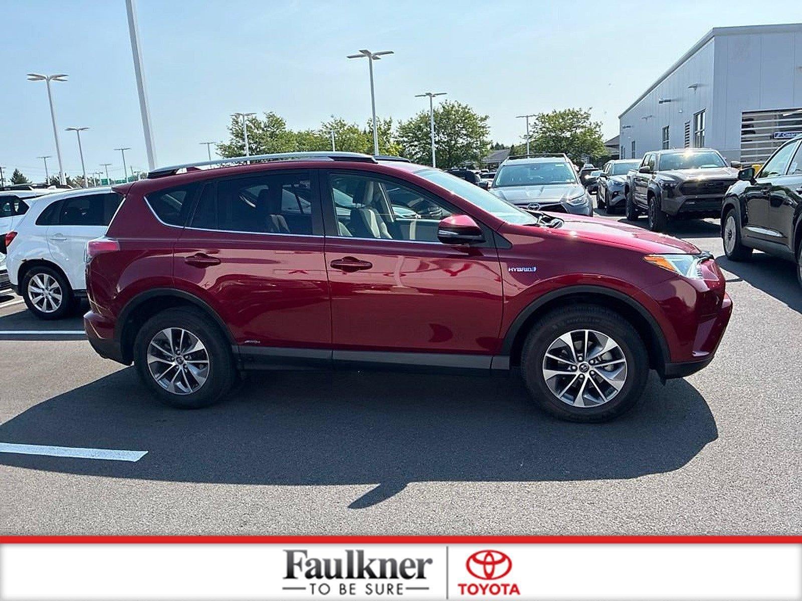 2018 Toyota RAV4 Hybrid XLE AWD (Natl)