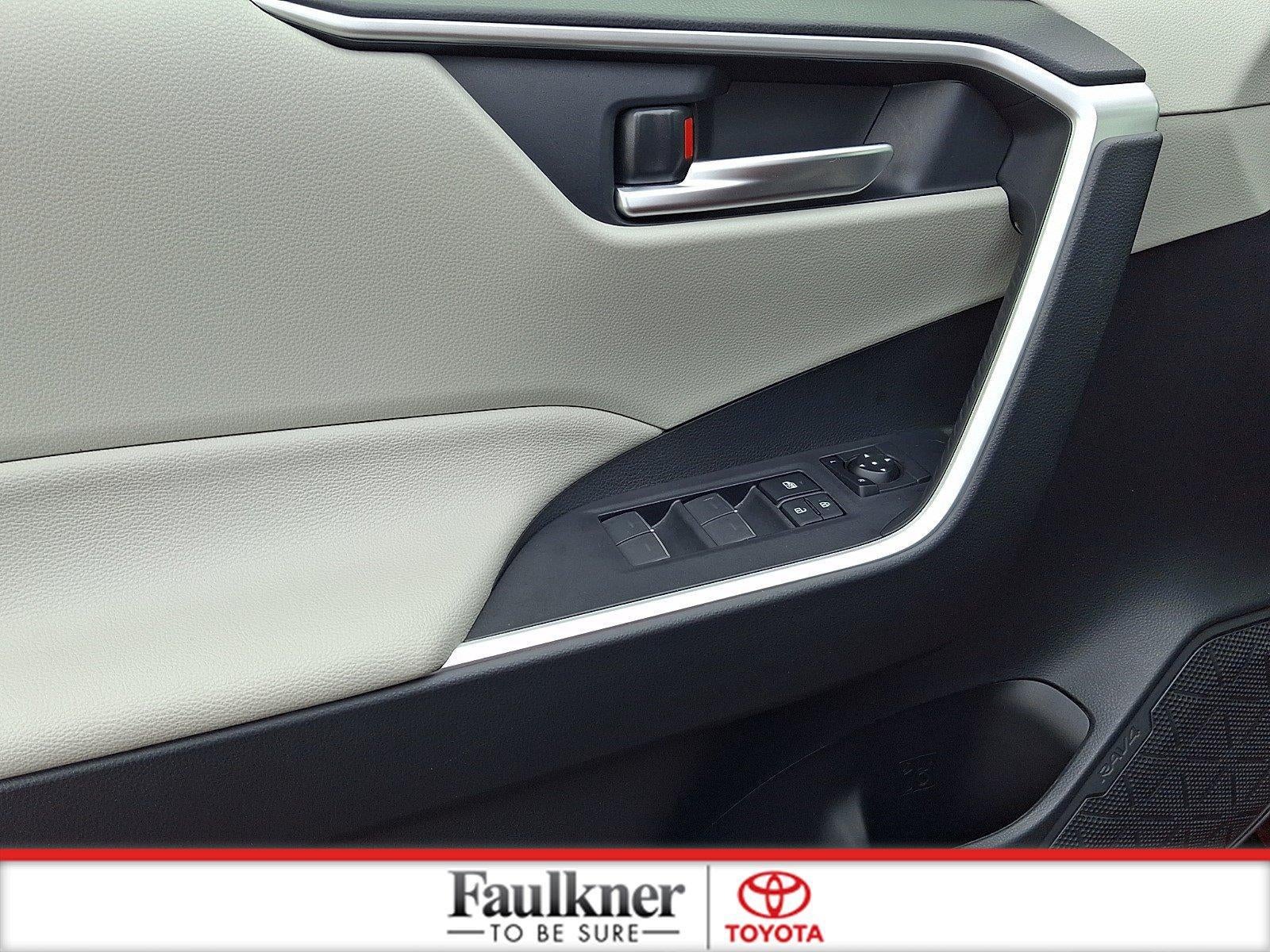 2025 Toyota RAV4 Hybrid XLE AWD (Natl)