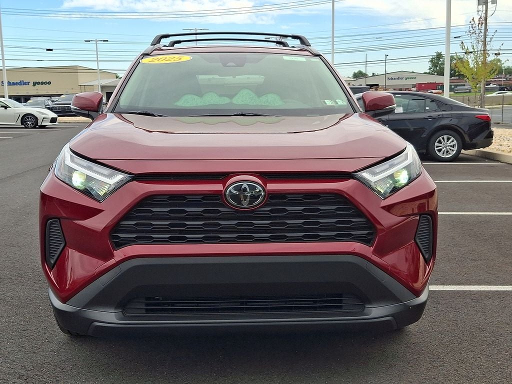 2025 Toyota RAV4 Hybrid XLE AWD (Natl)
