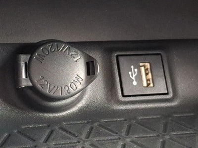 2025 Toyota RAV4 Hybrid XLE AWD (Natl)