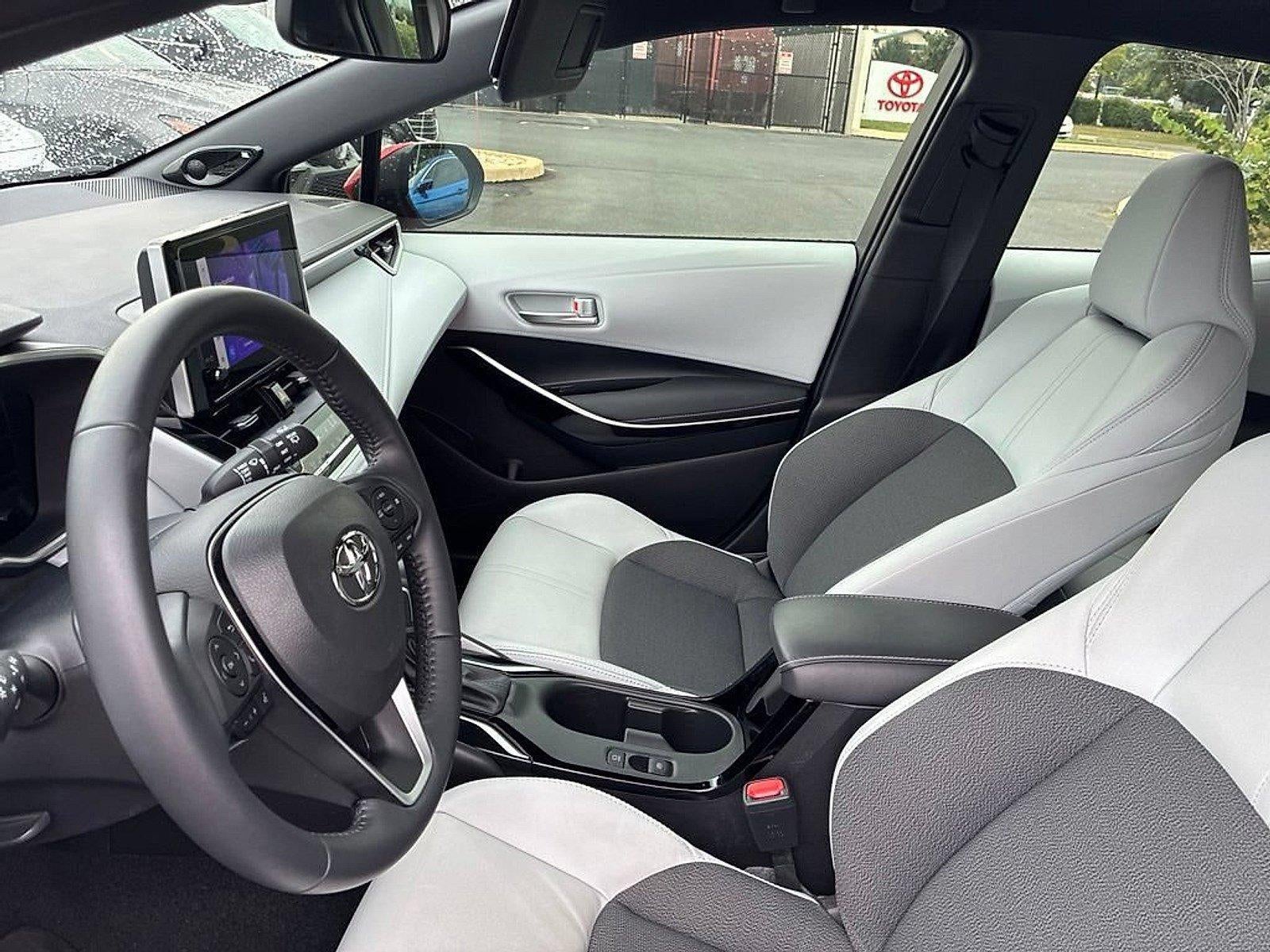 2023 Toyota Corolla Hatchback XSE CVT (Natl)