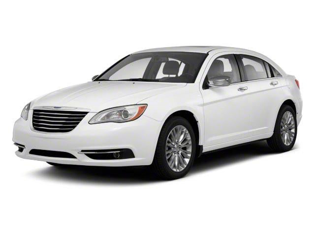 2011 Chrysler 200 4dr Sdn Touring