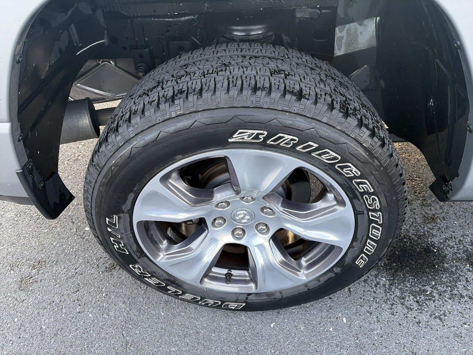 2024 RAM 1500 Laramie 4x4 Crew Cab 5'7" Box