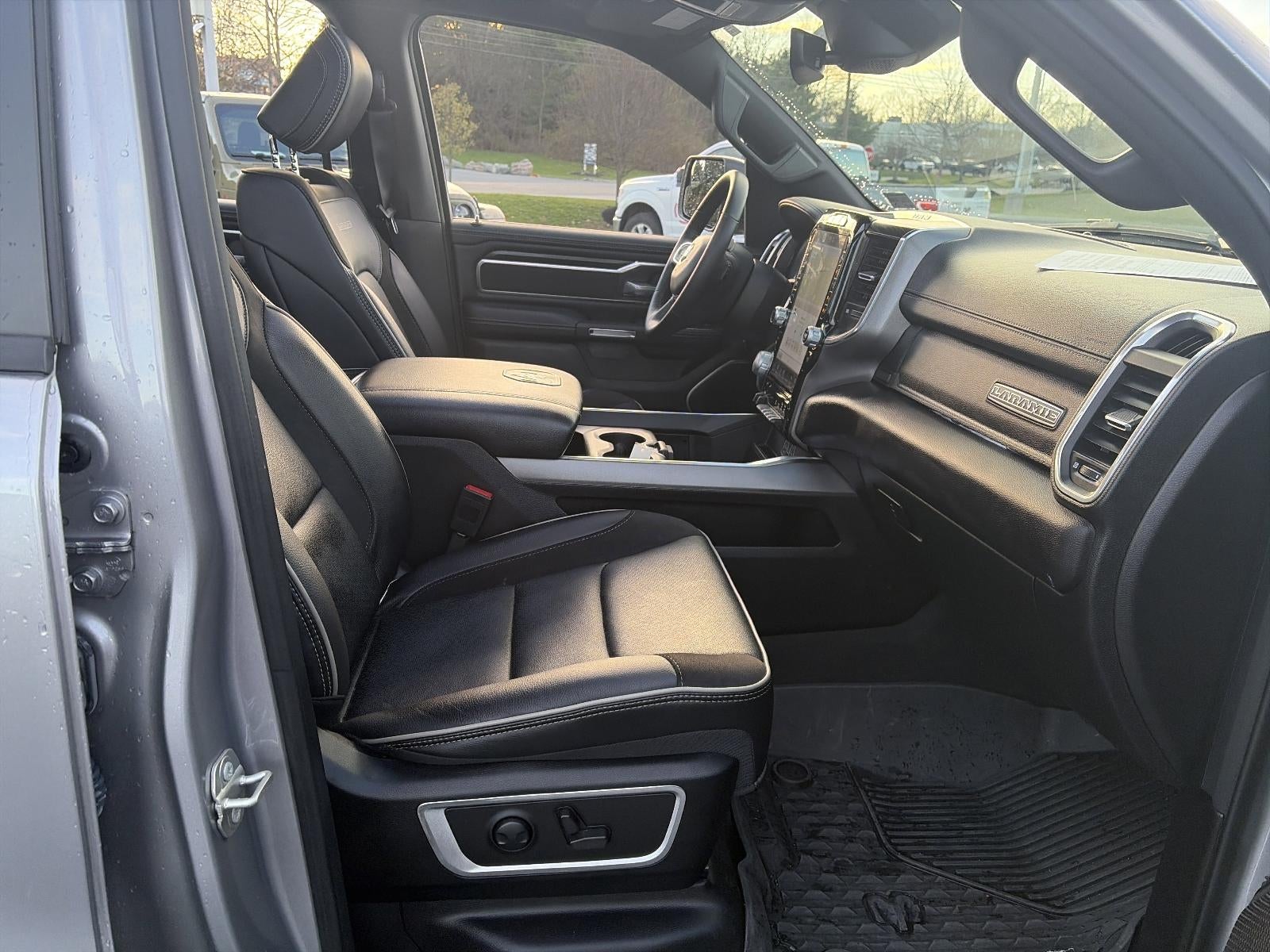 2024 RAM 1500 Laramie 4x4 Crew Cab 5'7" Box