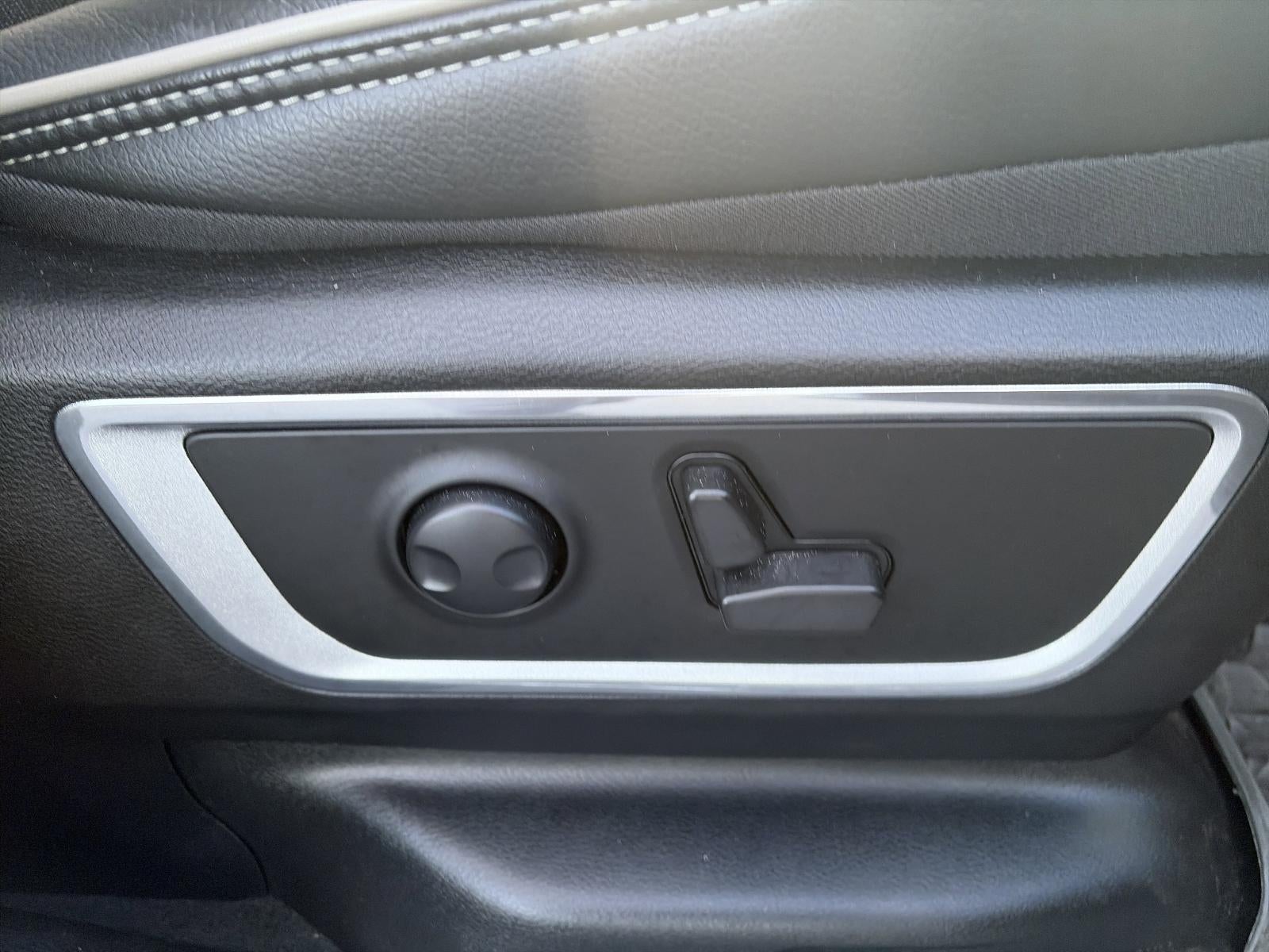 2024 RAM 1500 Laramie 4x4 Crew Cab 5'7" Box