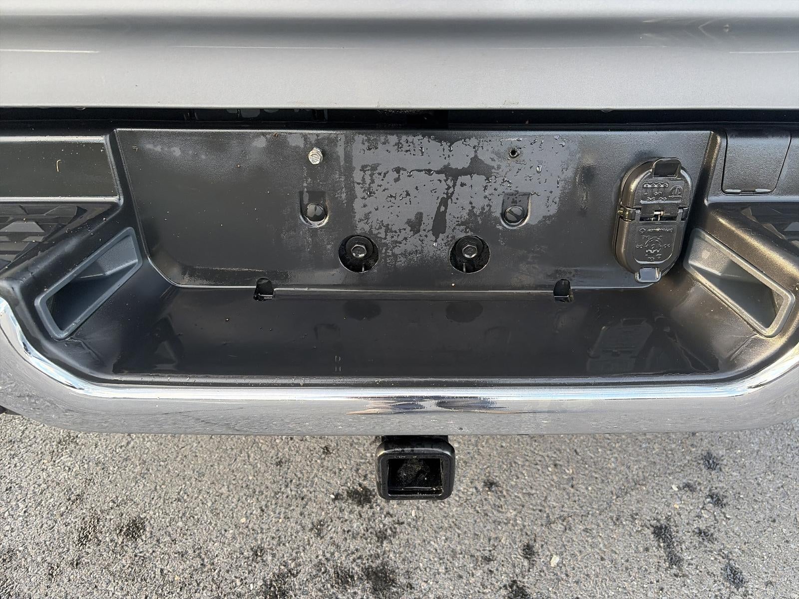 2024 RAM 1500 Laramie 4x4 Crew Cab 5'7" Box