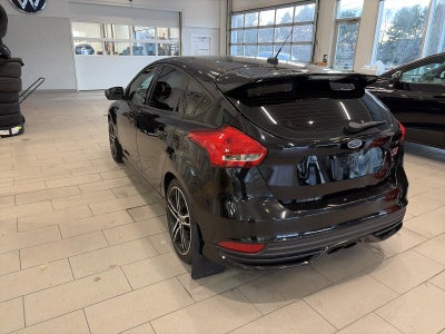 2016 Ford Focus 5dr HB ST