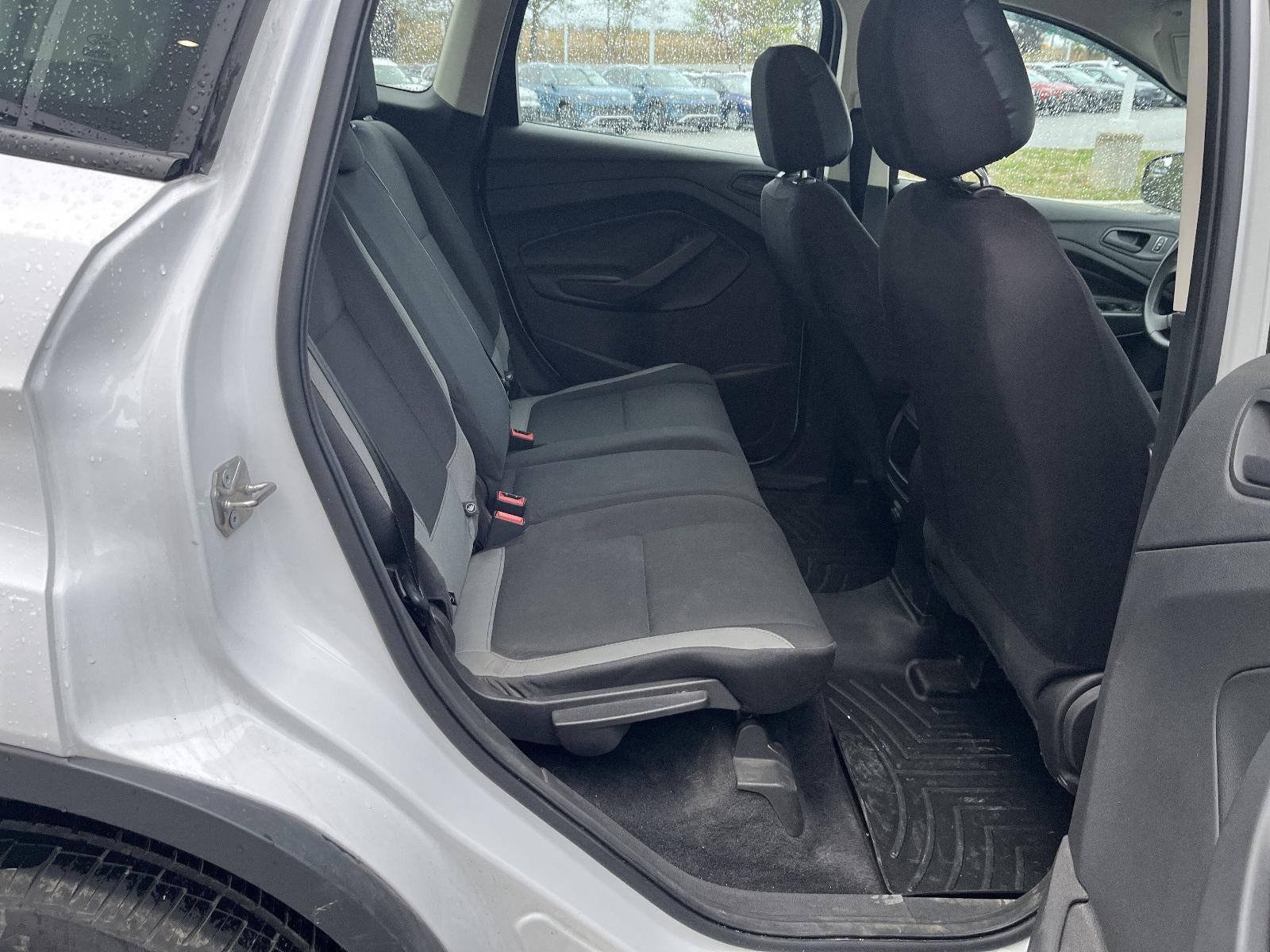 2015 Ford Escape FWD 4dr S