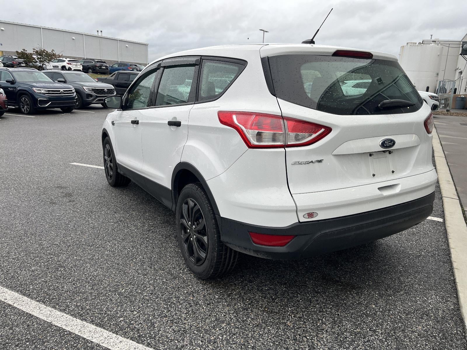 2015 Ford Escape FWD 4dr S