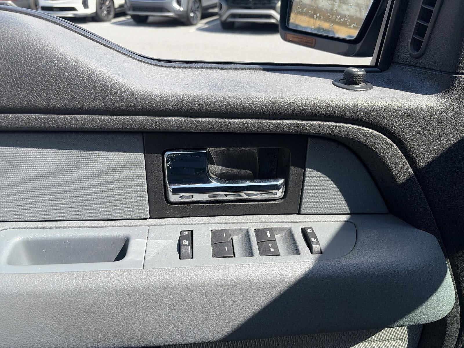 2013 Ford F-150 4WD SuperCrew 5-1/2 Ft Box XLT