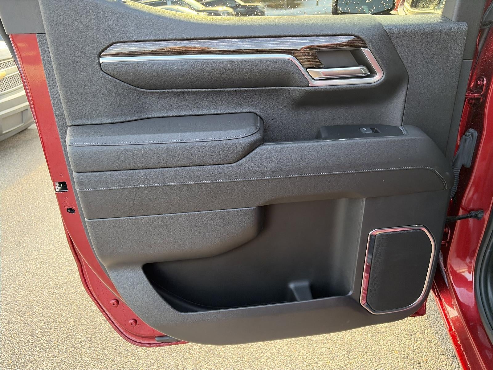 2024 GMC Sierra 1500 Crew Cab Short Box 4-Wheel Drive Elevation 3SB