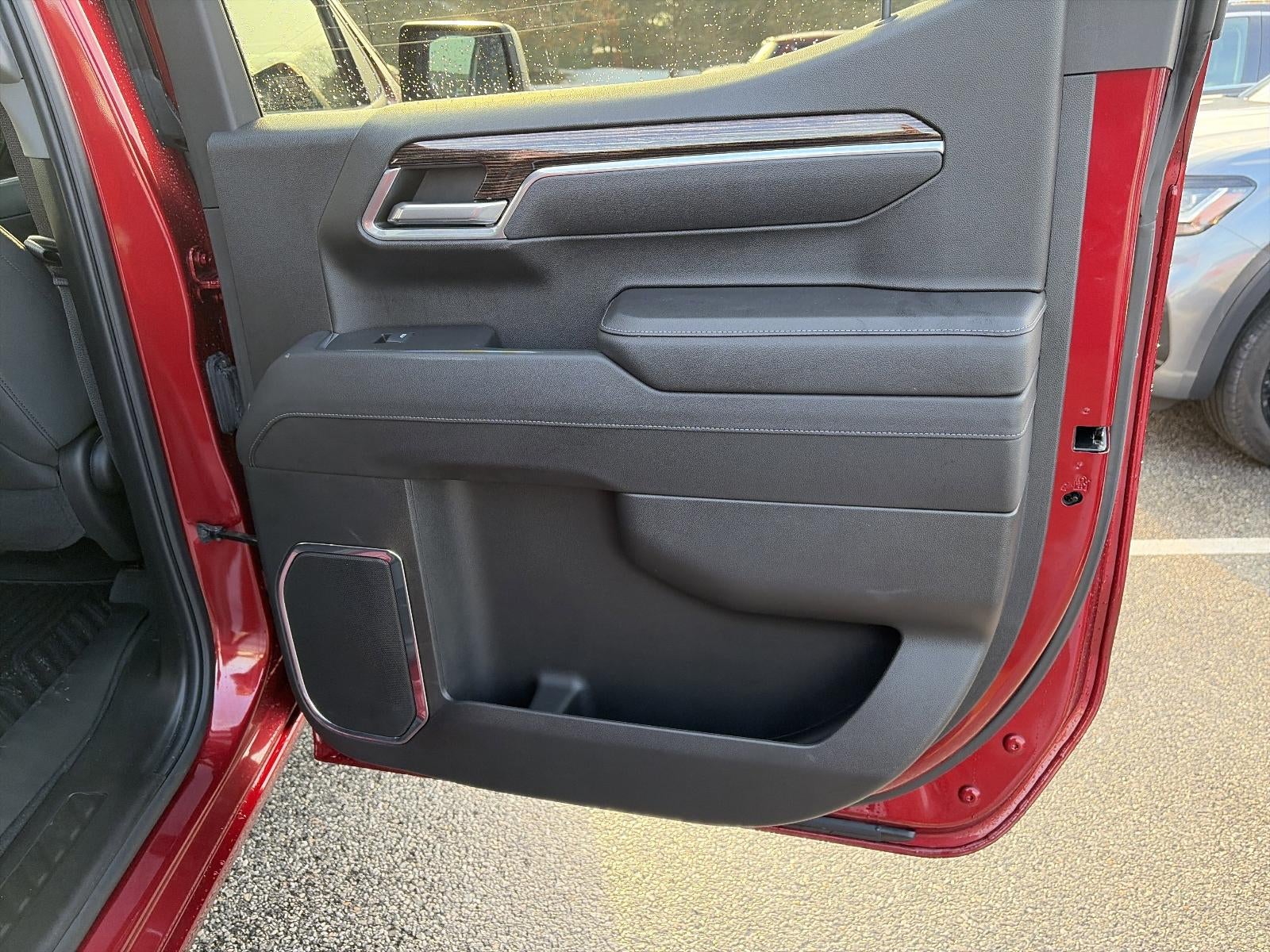 2024 GMC Sierra 1500 Crew Cab Short Box 4-Wheel Drive Elevation 3SB