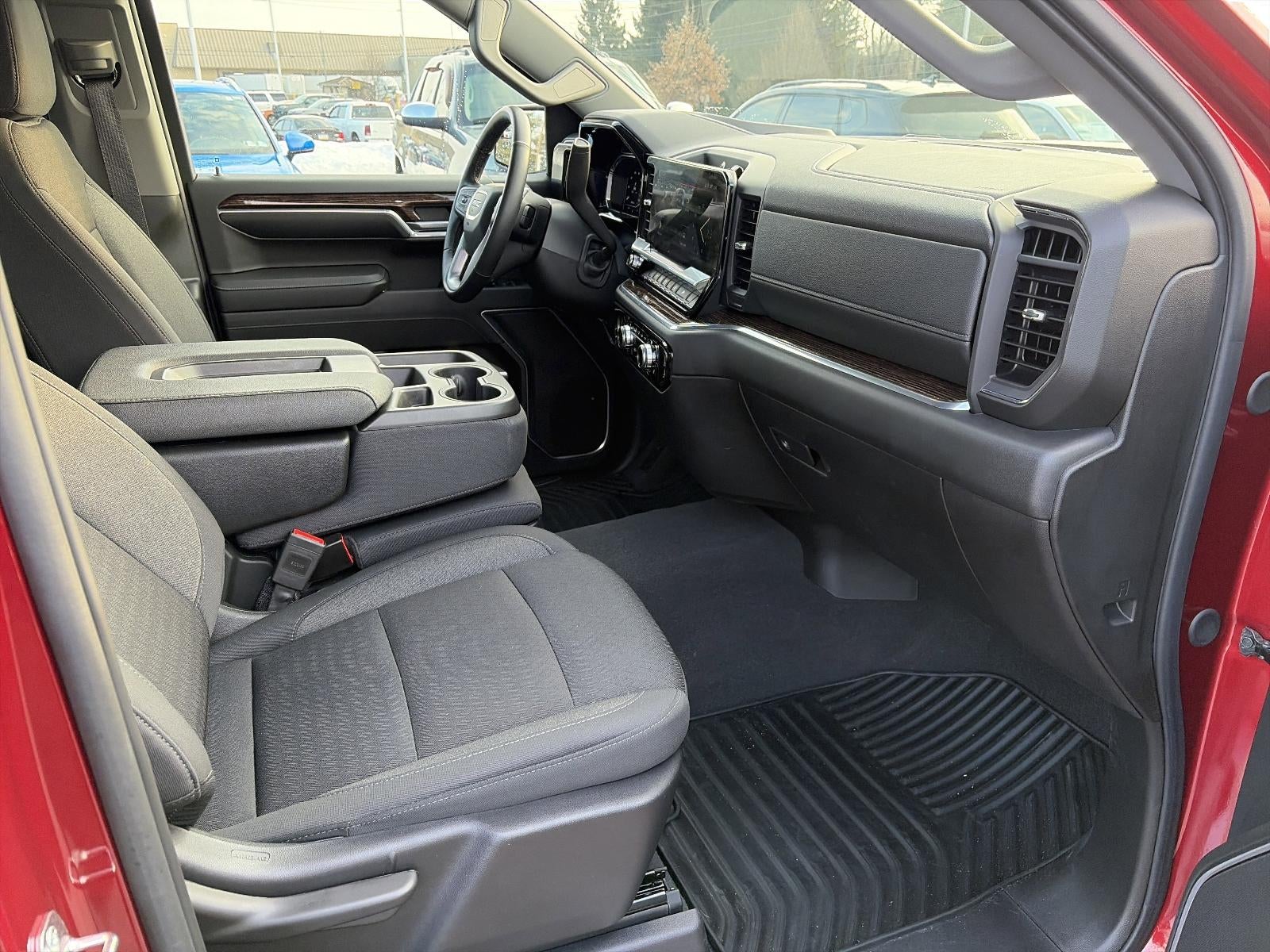 2024 GMC Sierra 1500 Crew Cab Short Box 4-Wheel Drive Elevation 3SB