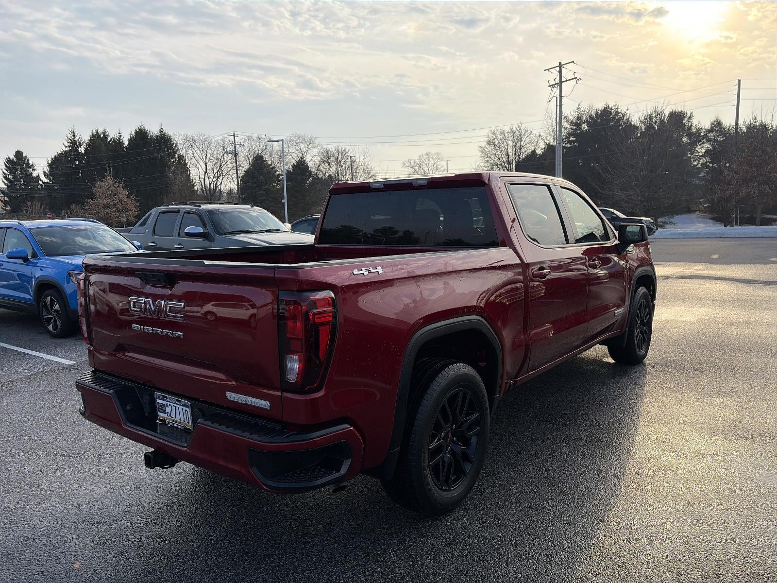 2024 GMC Sierra 1500 Crew Cab Short Box 4-Wheel Drive Elevation 3SB