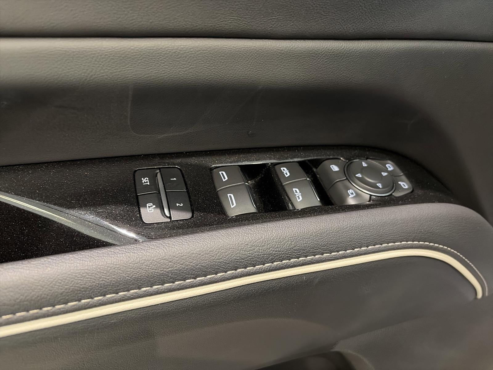 2023 Cadillac Escalade ESV 4WD Sport