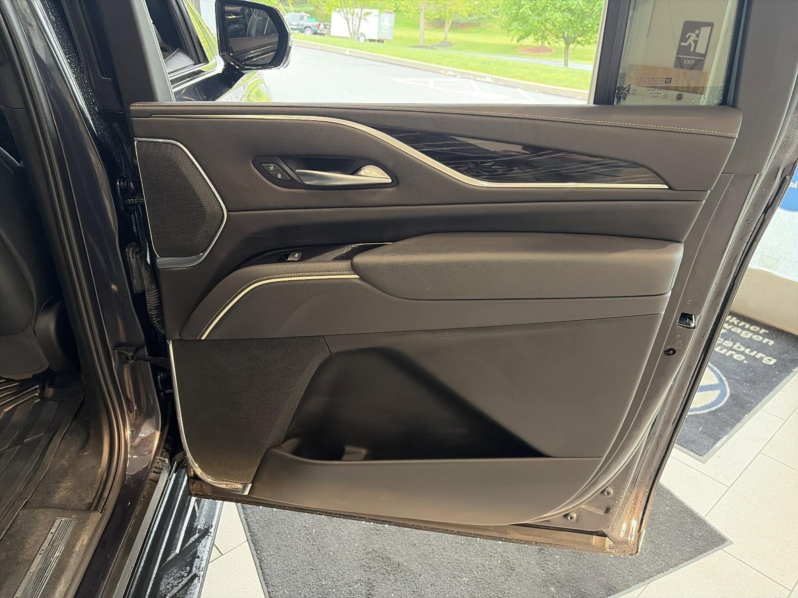 2023 Cadillac Escalade ESV 4WD Sport