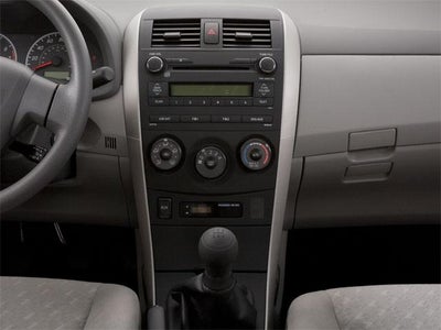 2010 Toyota Corolla 4dr Sdn Auto LE (Natl)