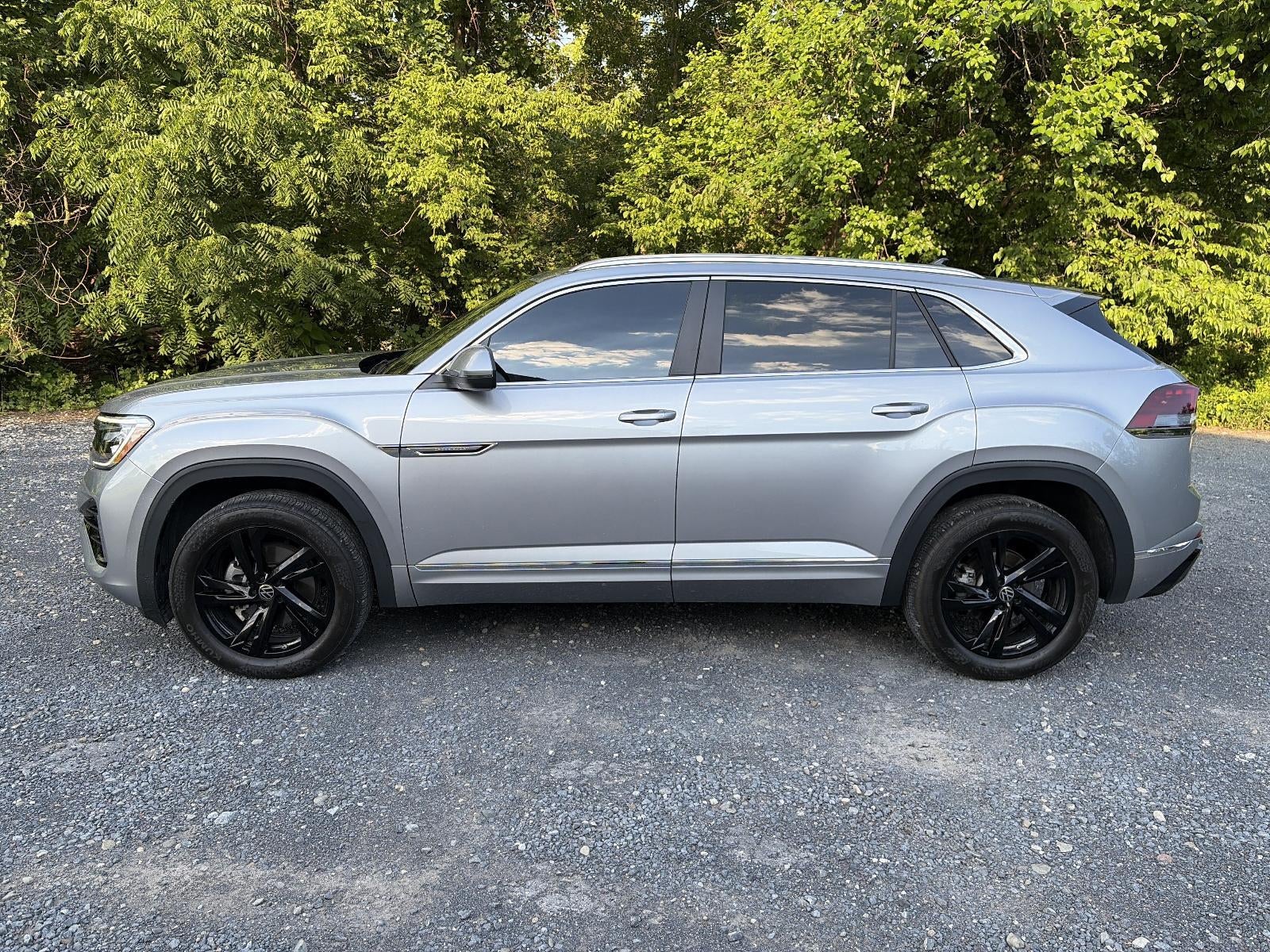 2024 Volkswagen Atlas Cross Sport 2.0T SEL R-Line 4MOTION