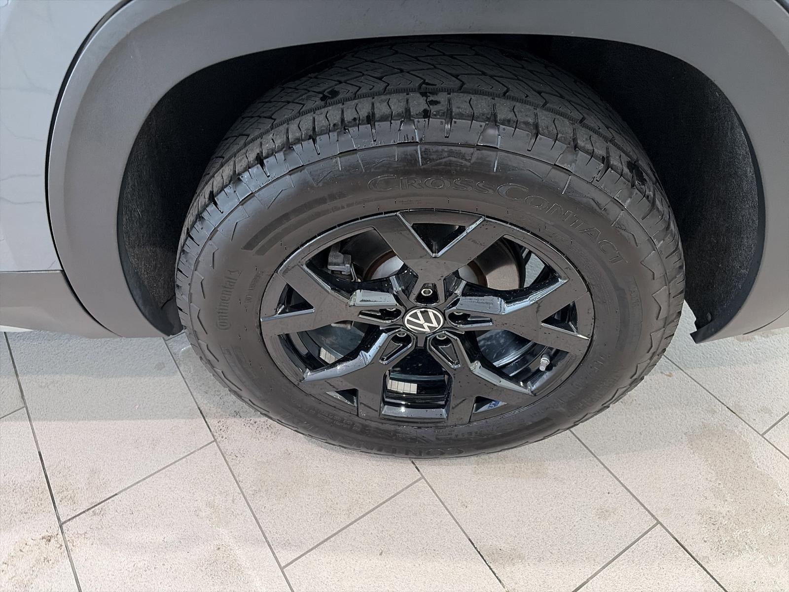 2024 Volkswagen Atlas 2.0T Peak Edition SE w/Technology 4MOTION