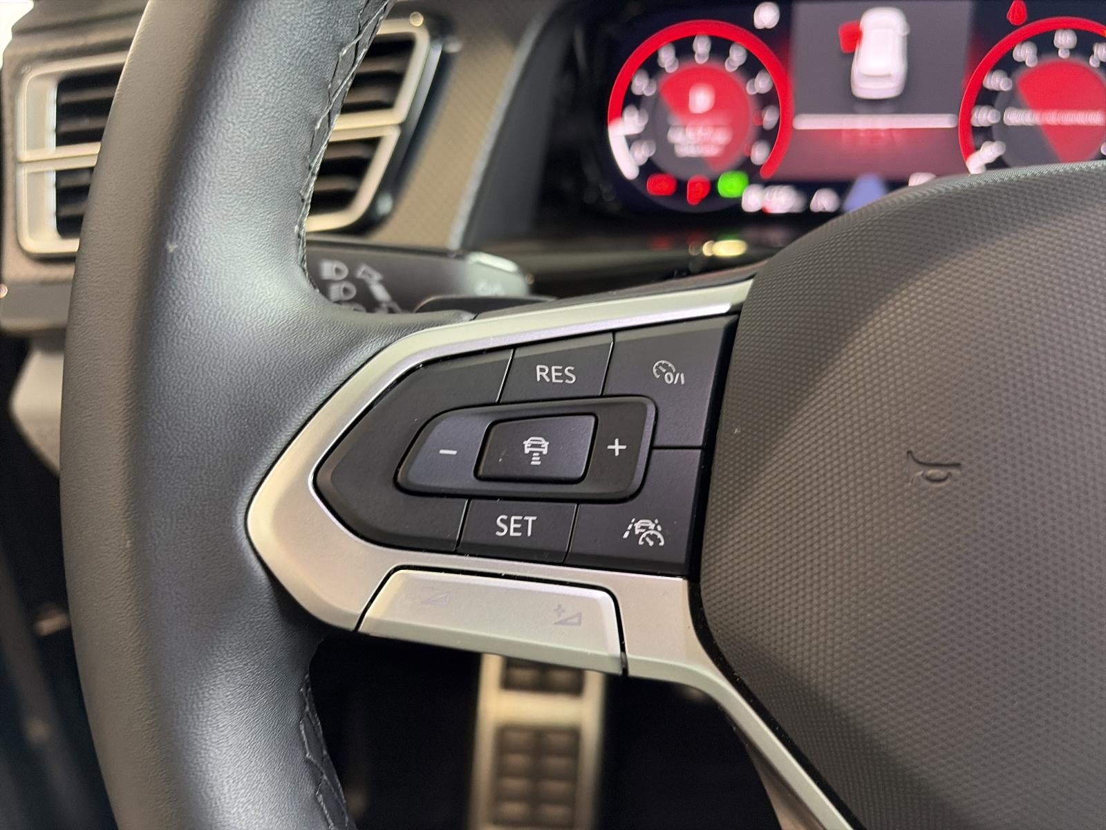 2025 Volkswagen Atlas 2.0T Peak Edition 4MOTION
