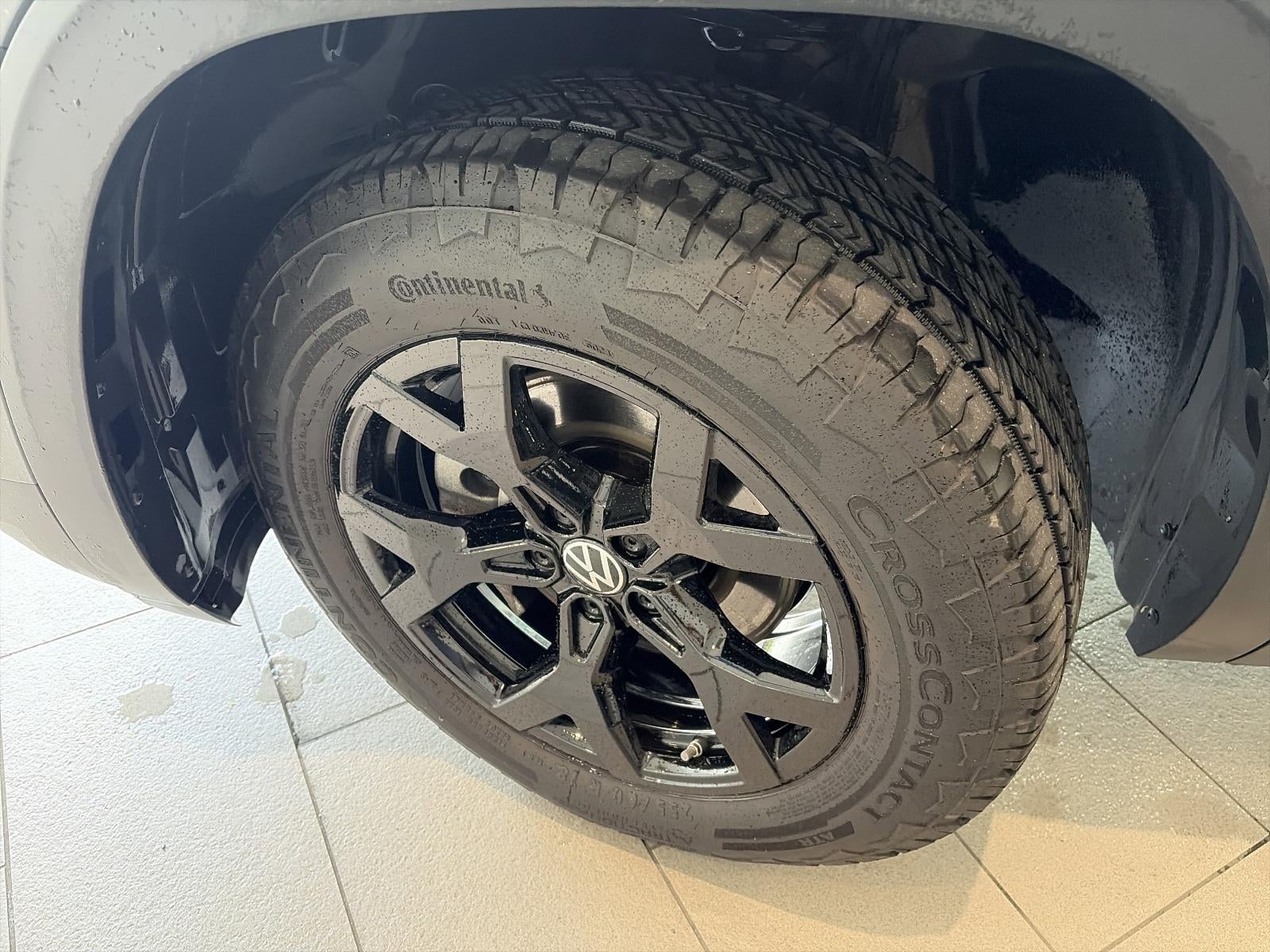 2025 Volkswagen Atlas 2.0T Peak Edition 4MOTION